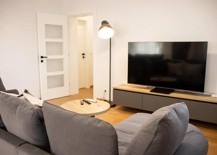 Hugo Apartments
